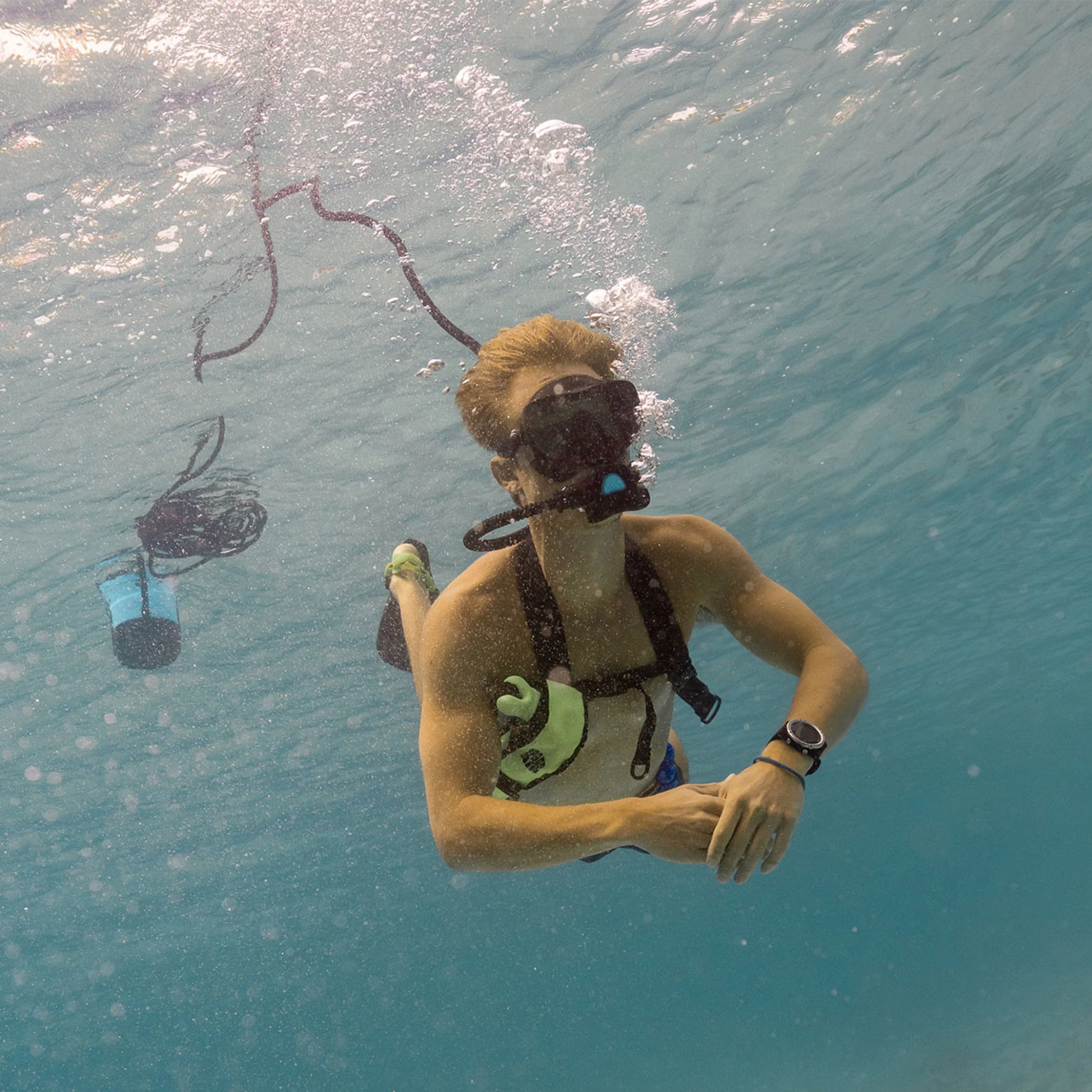 Blu3 Duo Nomad Dive System (30ft) - 1 Battery - Image 8